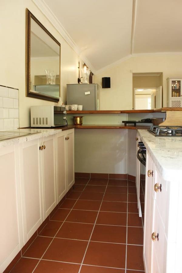 Camelot In Constantia Bed & Breakfast Cape Town Eksteriør bilde