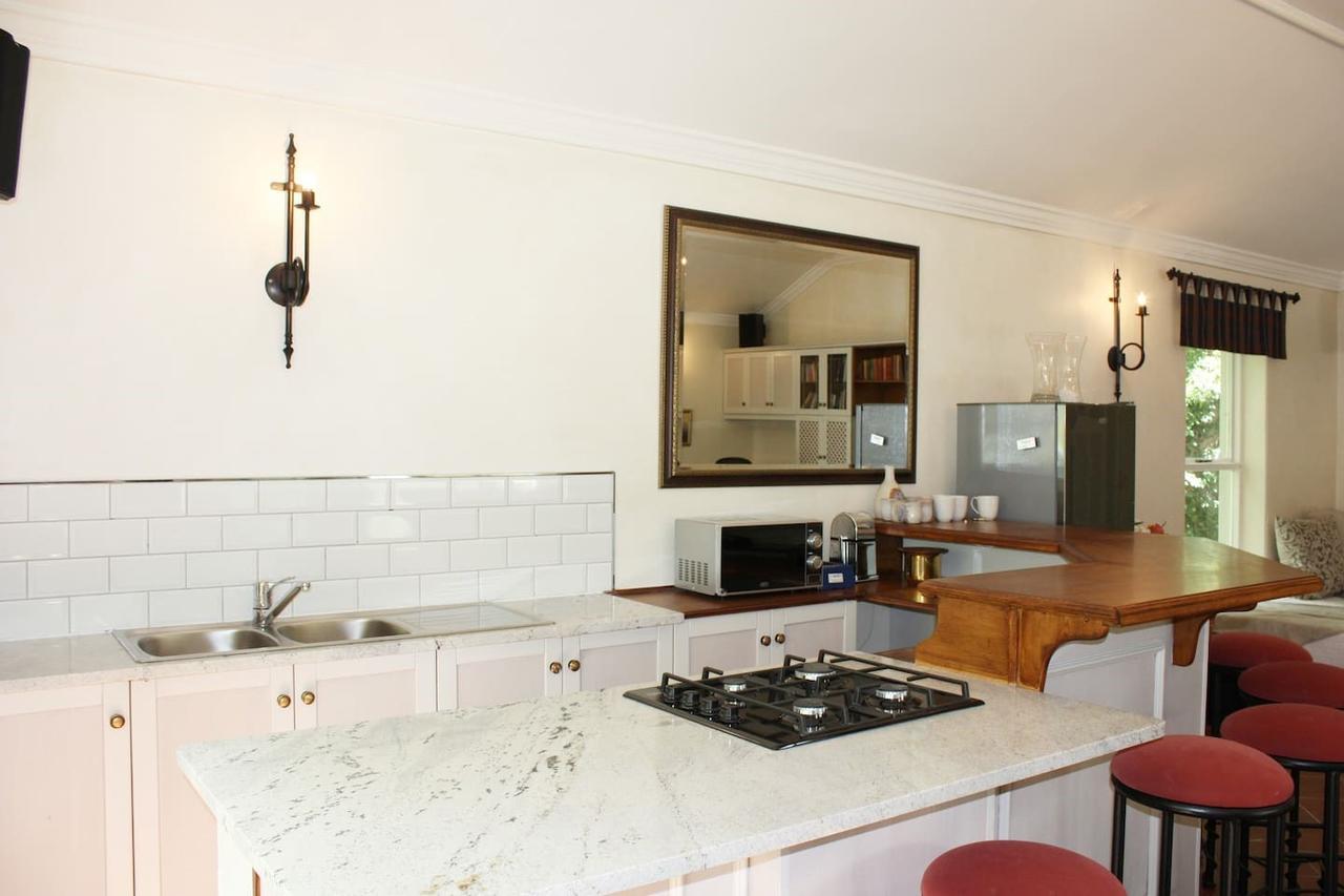 Camelot In Constantia Bed & Breakfast Cape Town Eksteriør bilde