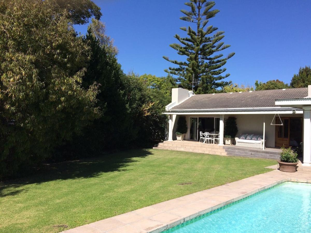 Camelot In Constantia Bed & Breakfast Cape Town Eksteriør bilde